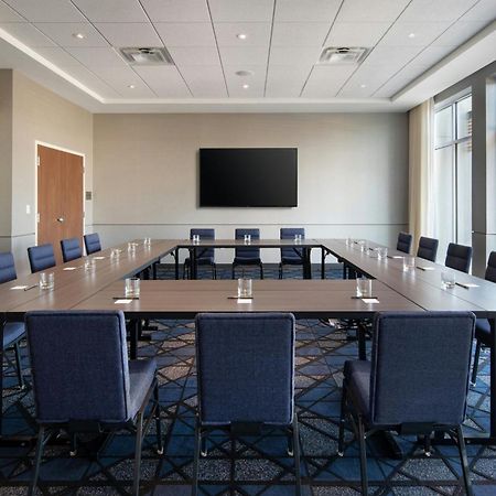 Отель Courtyard By Marriott Fresno Кловис Экстерьер фото